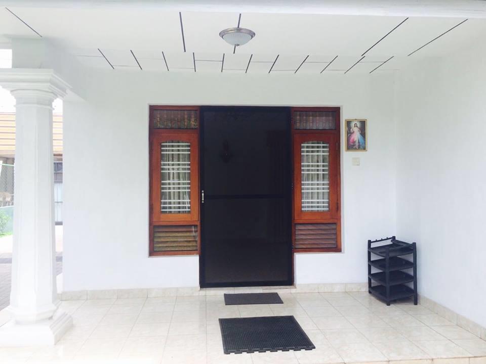 Sleep Cheap Hostel Negombo Exterior photo
